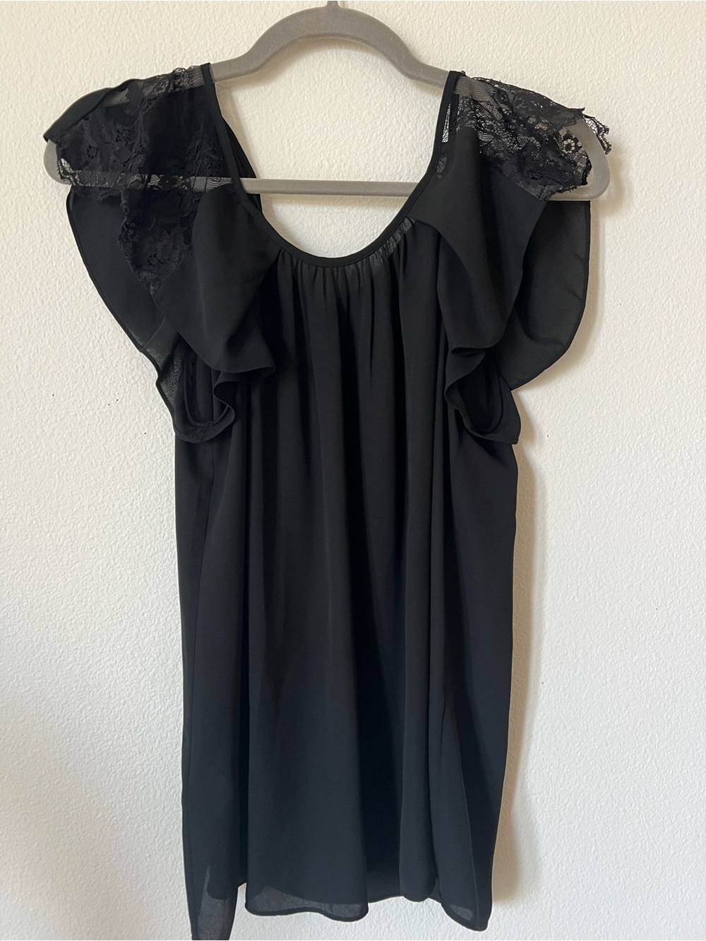 Anthropologie Meadow Rue Black Ruffle & Lace Flutter Sleeve Blouse S